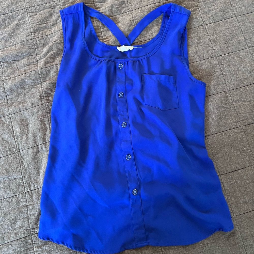 Cute blue tank
